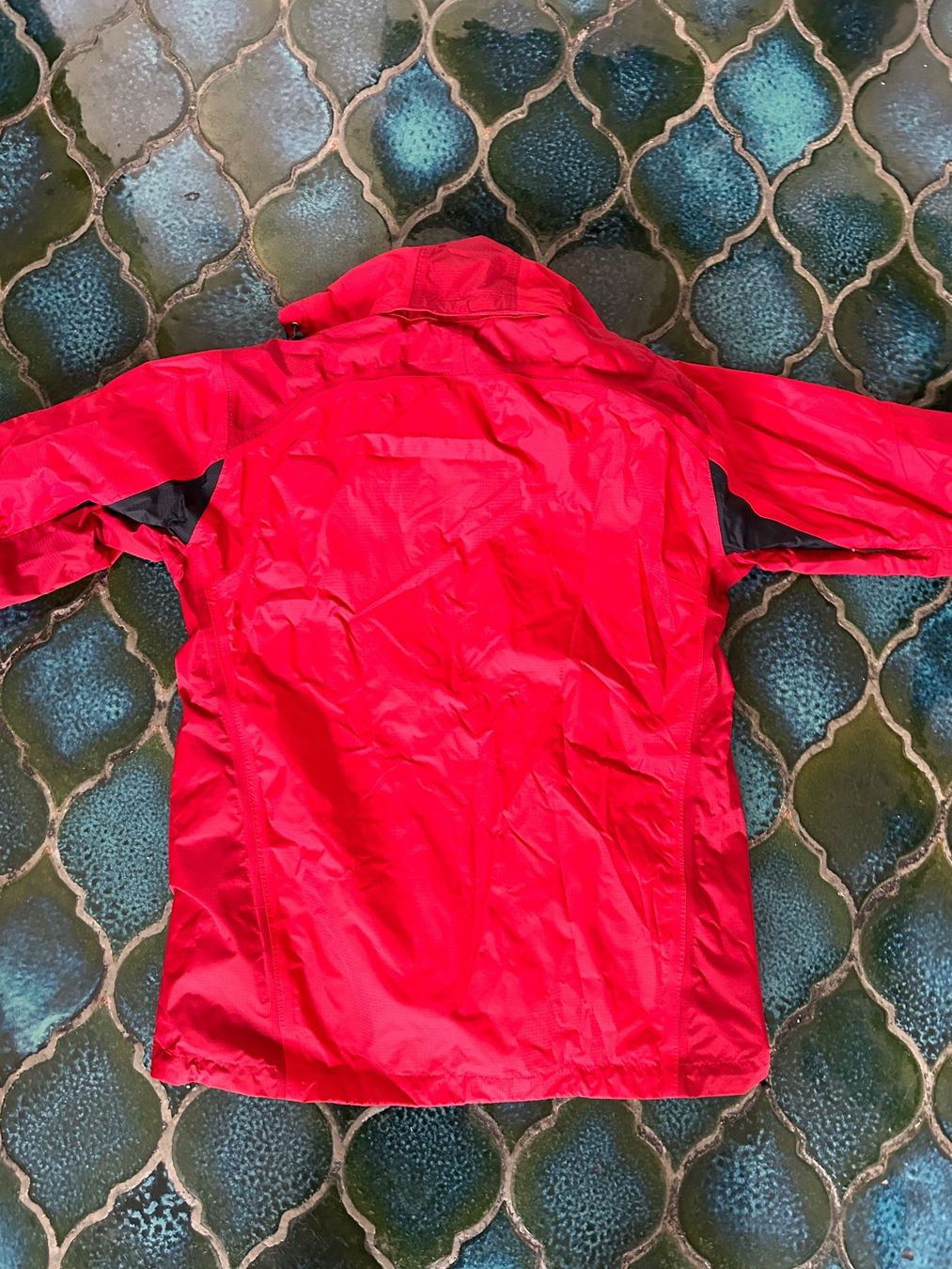 Salewa Jacken: Salewa Damen Regenjacke rot Gr. 38 – Gebraucht aus Emmen von Carbru 5