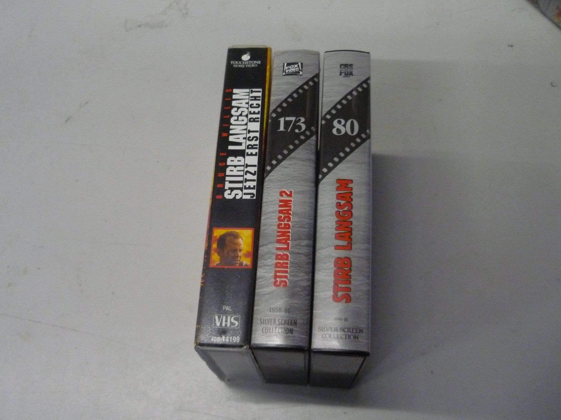 Alle VHS: 3x VHS - Action - Stirb Langsam 1 2 3 teil Bruce Willis – Gebraucht aus Beringen von Flatretriever 1