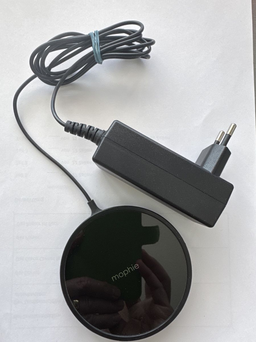 Mophie Caricabatterie: Mophie Wireless Charger Ladestation schwarz – Nuovo (secondo la descrizione) da Huttwil venduto da graesihu