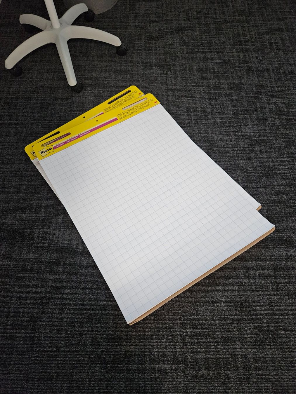 Altro in Decorazioni & Accessori: Flipchart Ständer weiss - gut erhalten – Usato da Basel venduto da thm_8qmc 1