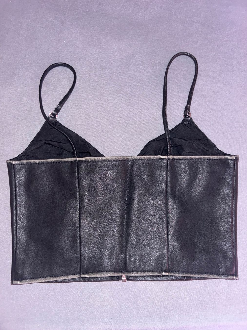 Top: Top en cuir noir avec fermeture éclair - Taille S/36/38 – Nuovo (secondo la descrizione) da Yverdon-les-Bains venduto da may_r5f7 1