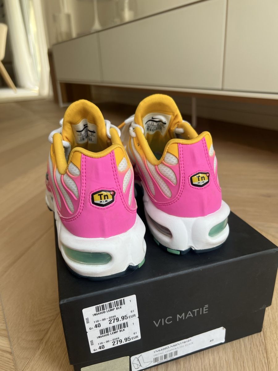 Nike Scarpe da uomo: Nike Air Max Plus TN Tuned – Nuovo (secondo la descrizione) da Kreuzlingen venduto da Lamaro45 5
