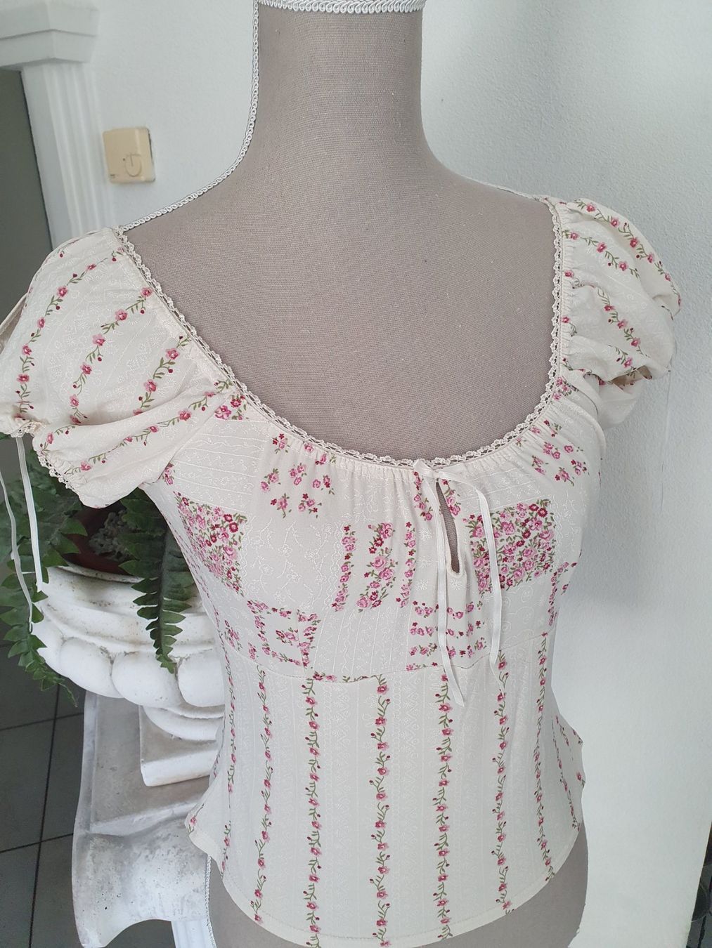 Camicette: Beige Bluse Gr S – Usato da Münsingen venduto da BlackTears-3 2