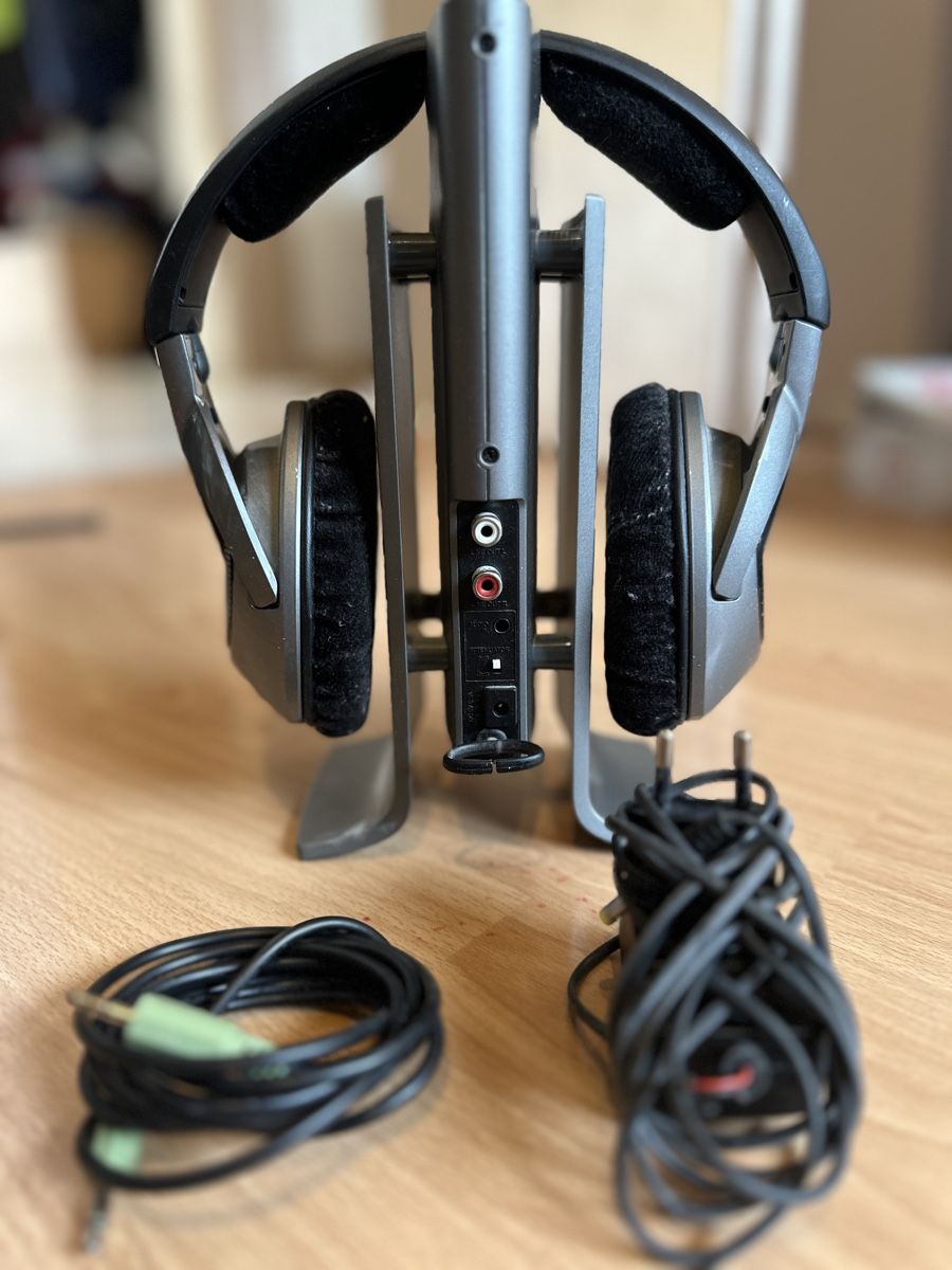 Sennheiser Cuffie: Sennheiser HDR 180 Funk Kopfhörer – Usato da Walterswil (BE) venduto da RoHo-81 1