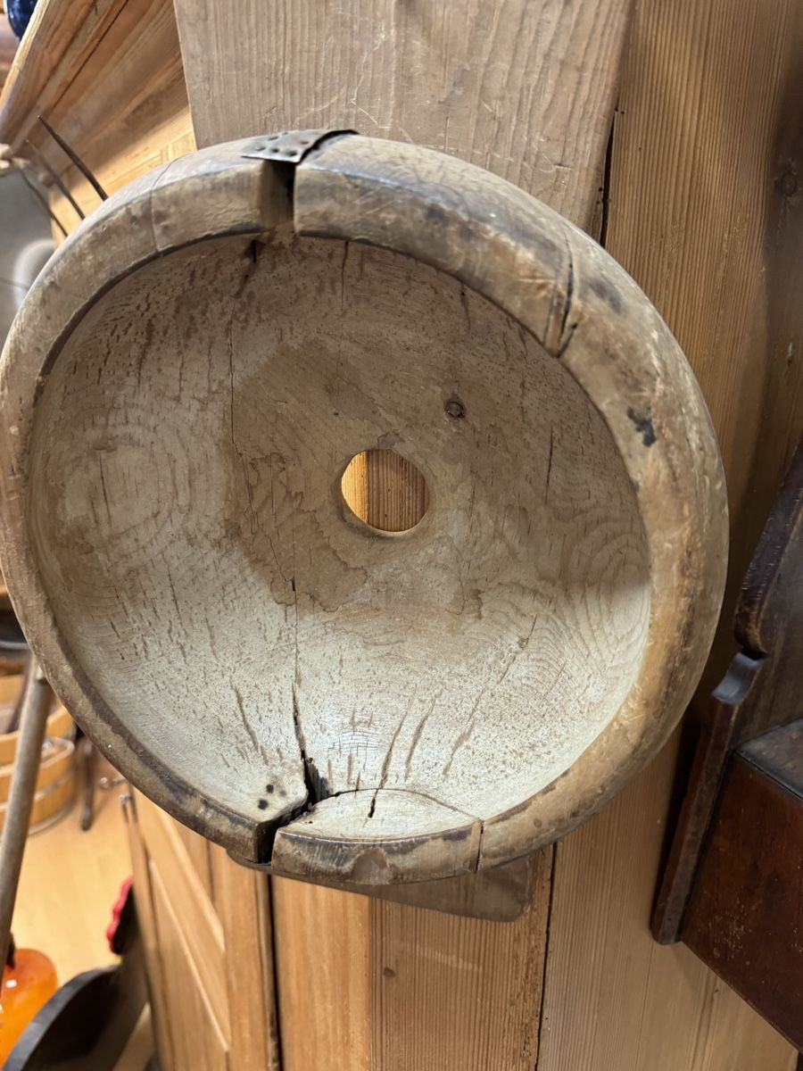 Articoli in legno: Antikes Holzmilchsieb ! – Usato da Chur venduto da Meriva0 2