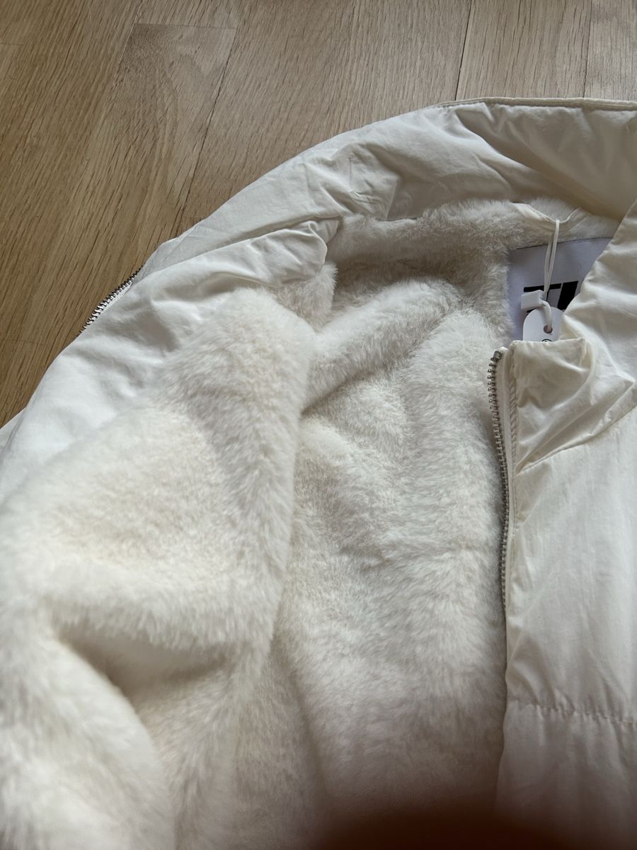 Giacche: Warme Herbstjacke weiss Unisize – Nuovo e nell'imballaggio originale da St. Gallen venduto da salsera85 1