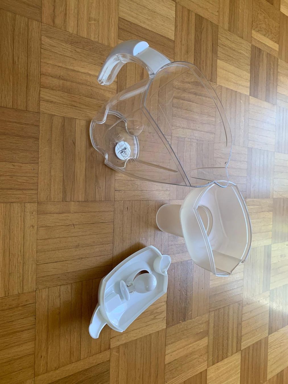 Sanitär: Wasserfilter Karaffe – Gebraucht aus Luzern von Simona15 2