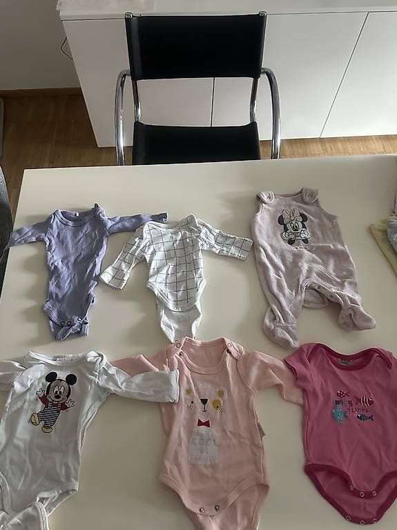 Kleiderpakete & -sets: Babykleider 50/56 – Gebraucht aus Kloten von Brilliant26 3
