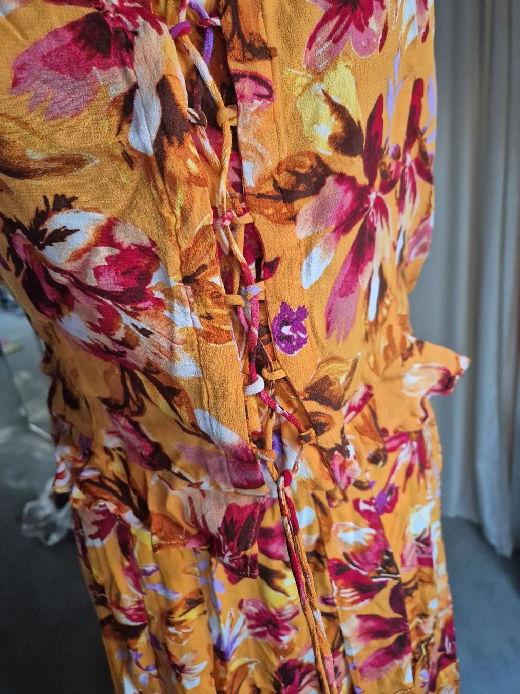 H&M Vestiti: 2 teiler H&M orange Blumenmuster Grösse M – Usato da Zürich venduto da Drago670 6