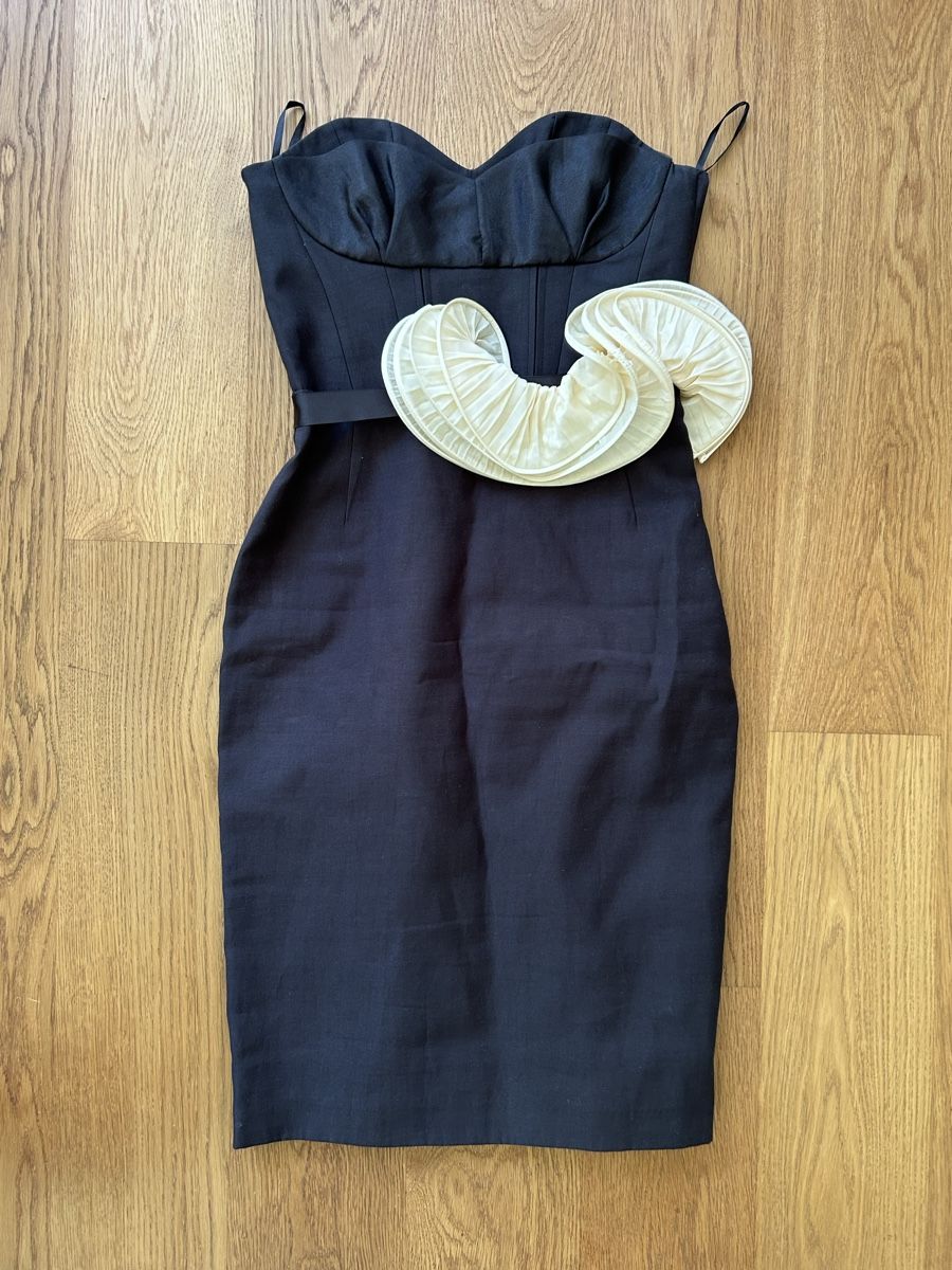 H&M Vestiti: H&M limitierte Edition Abendkleid / 36 – Usato da Zug venduto da bia_v6gf