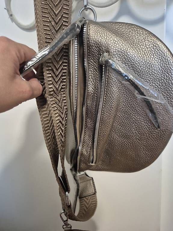 Taschen für Damen: Sac Banane doré neuf  – Gebraucht aus marly von Leg_chipie21 1