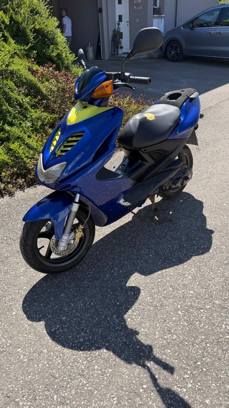 Yamaha Scooters: Scooter Yamaha 50 cm3 – D'occasion à Delley par Romuald01 1