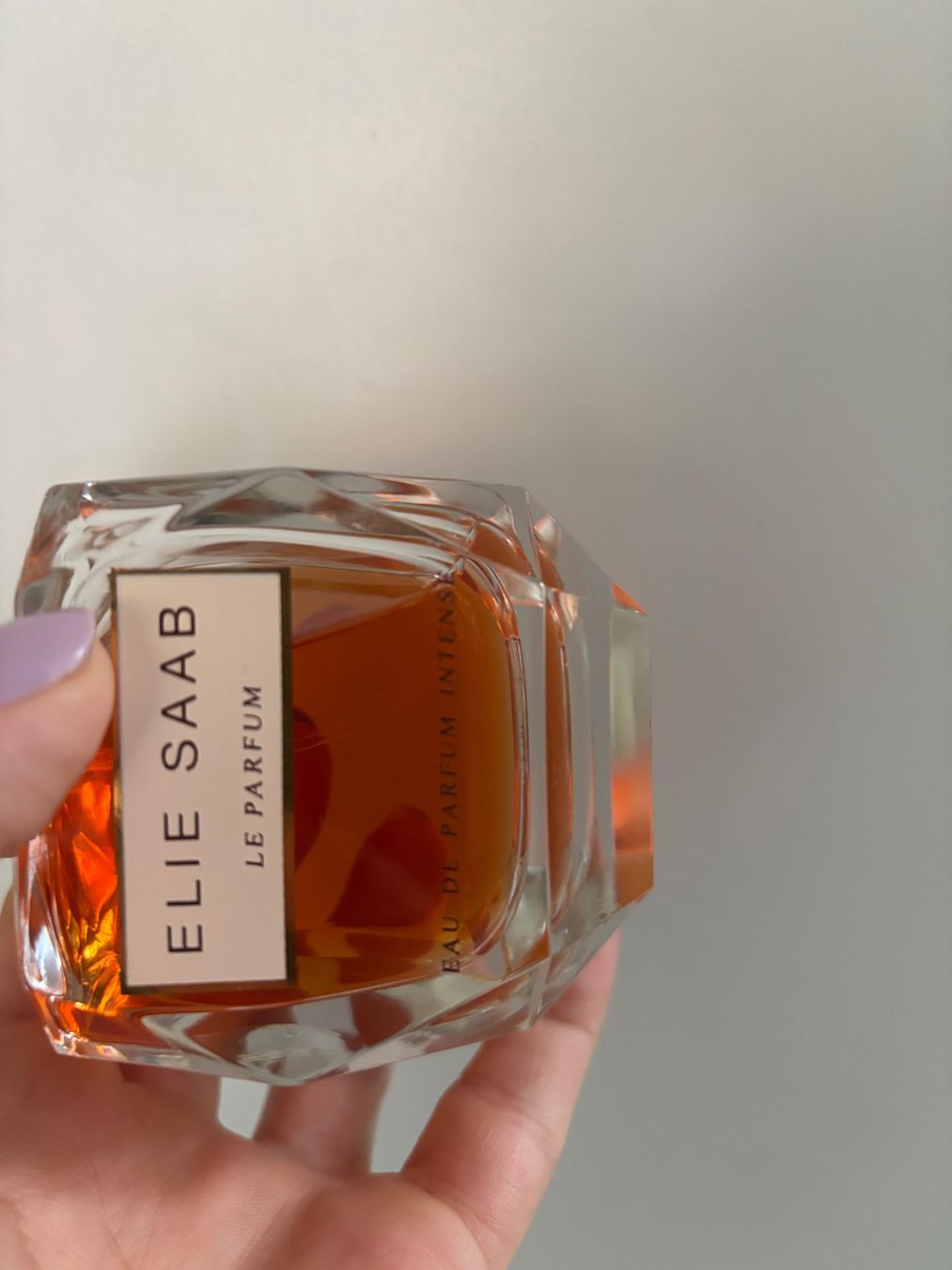 Elie Saab Profumi & Eau de Toilette: Elie Saab Le Parfum Eau de Parfum Intense Duftprobe 2ML – Usato da Zürich venduto da deruja 3