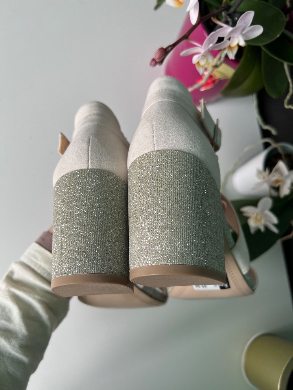 Scarpe da donna: Schöne neue Sandaletten von Bata Gr. 36 – Nuovo (secondo la descrizione) da Tagelswangen venduto da SpicyChicken 5