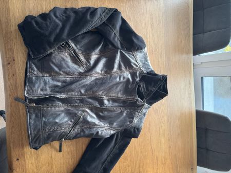 Coole Übergangsjacke aus Leder und Stoff, Grösse M