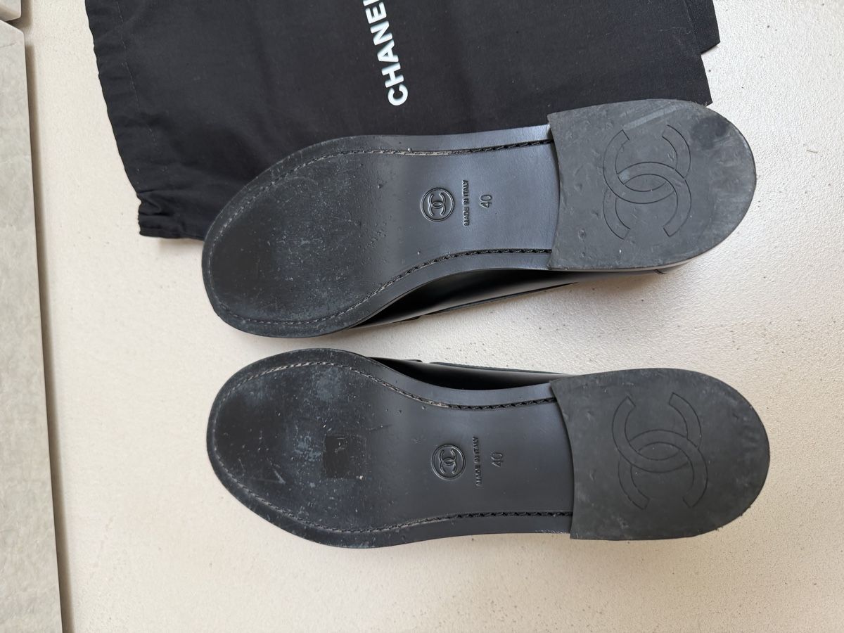 Chanel Chaussures femmes: Chanel Loafers 40 – D'occasion à Uetikon am See par mga_lqy6 4