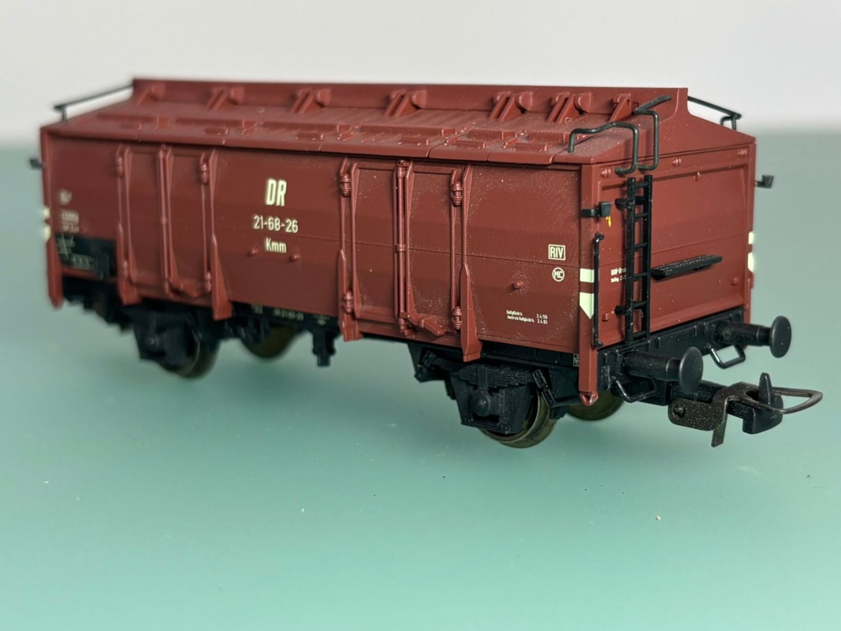 Piko Modellini di ferrovie: DR speziell Klappdeckelwagen Kmm21 – Nuovo (secondo la descrizione) da SION venduto da pef999 3