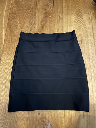 BCBG MaxAzria Black Skirt Size M