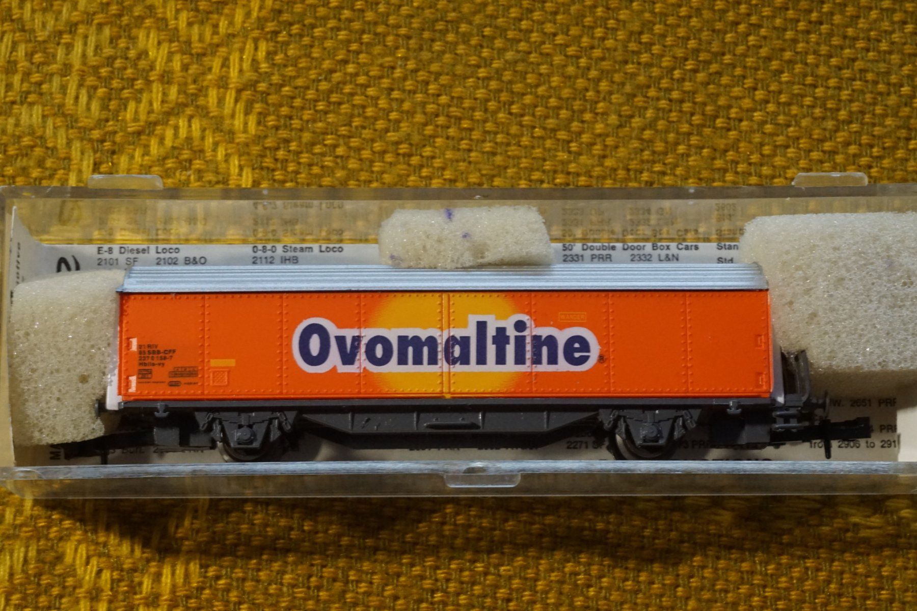 Roco Modellini di ferrovie: Roco Güterwagen Ovomaltine Spur N – Usato da Gränichen venduto da iknow 1