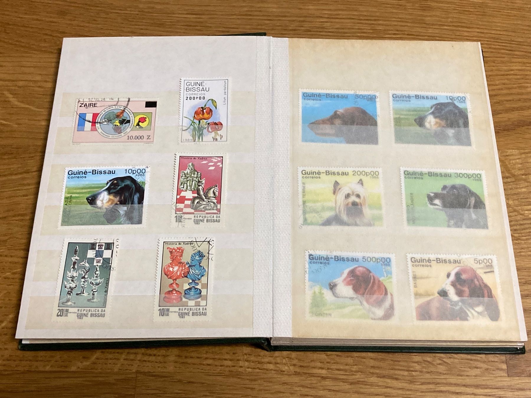 Tutti i francobolli: Africa Briefmarken album – Usato da Riehen venduto da vernizi