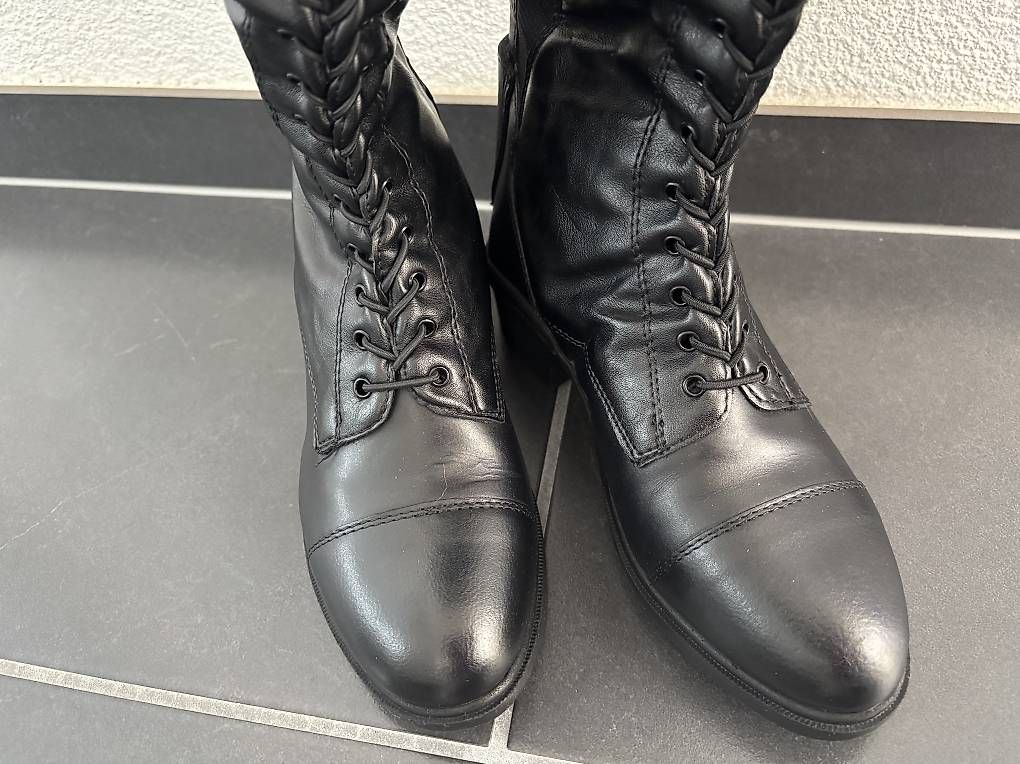 Scarpe da donna: Schnürstiefel Grösse 36 – Usato da Utzigen venduto da jersy13 3
