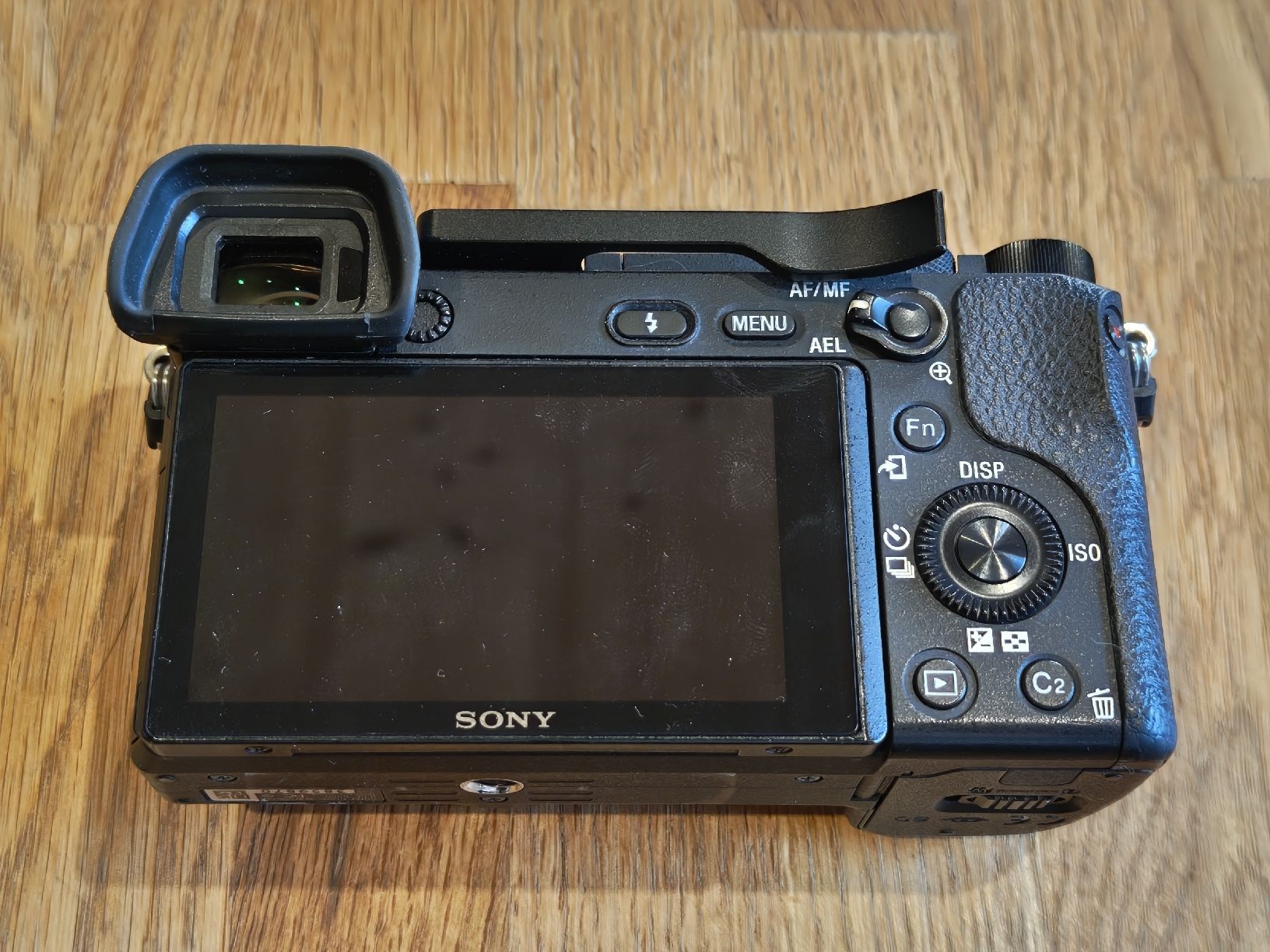 Sony Fotocamera: Sony Alpha a6300 – Usato da Bramois venduto da Babaluca2 2