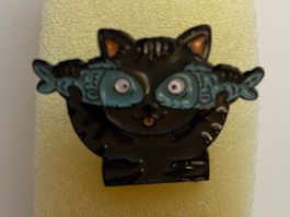 PIN'S - CHAT