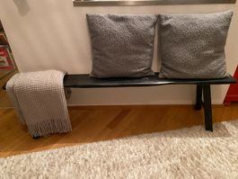 Holzbank schwarz