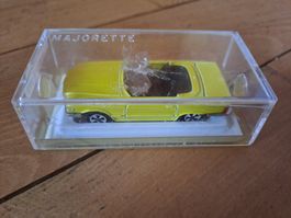 Majorette Mercedes 213 gelb in OVP Klarsichtkasten