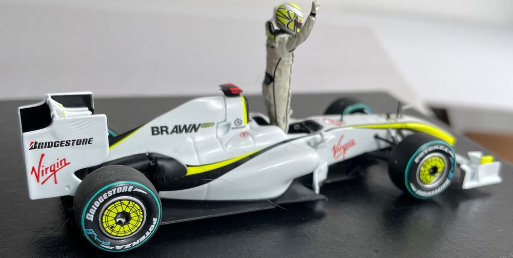 Modell Auto Bräunen GP BGP 001J.Button GP 2009 (Gebraucht) in Baar für ...