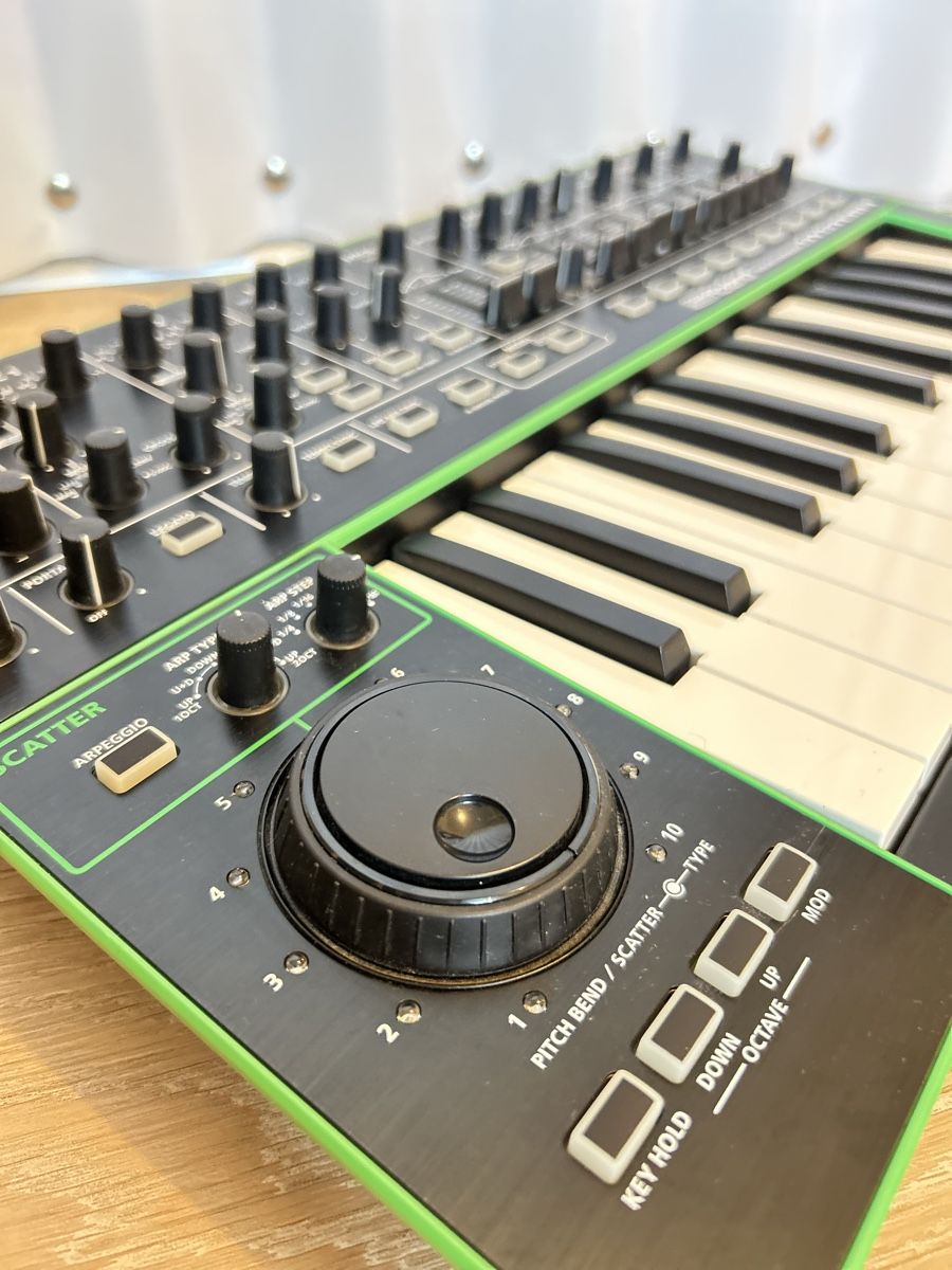 Roland Strumenti musicali: Roland AIRA SYSTEM-1 Synthesizer - Defekt – Difettoso da Schaffhausen venduto da Alinas-Kinderwelt 4