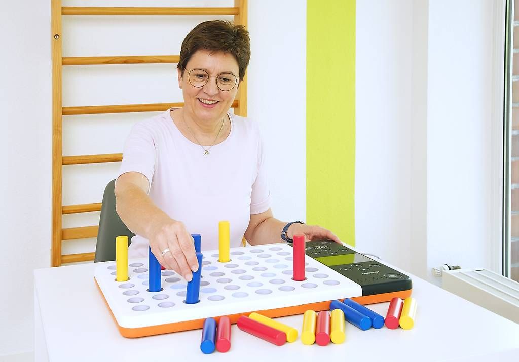 Attrezzature mediche: Smart Pegboard für Gedächtnistraining – Usato da Hergiswil LU venduto da Stewafitness 2