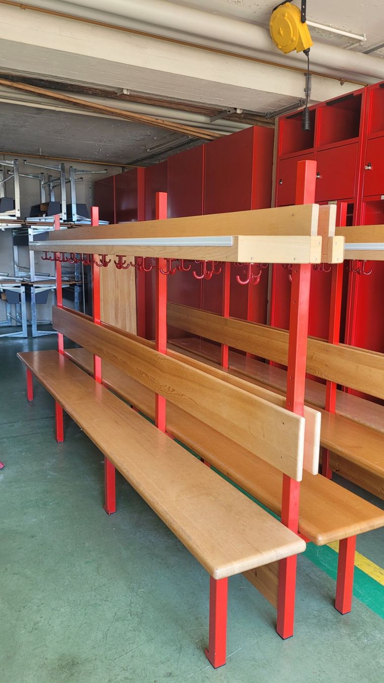 Porte manteau: Kindergarderobe – D'occasion à Gommiswald par Lippi03