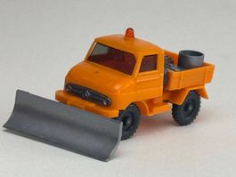 RI- Wiking Mercedes Unimog Schneeräumung orangegelb