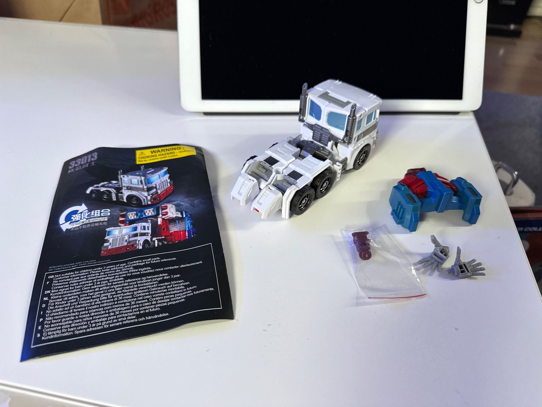 Giocattoli: KBB Core Fighters Transformer – Usato da Allschwil venduto da meeresperle 1