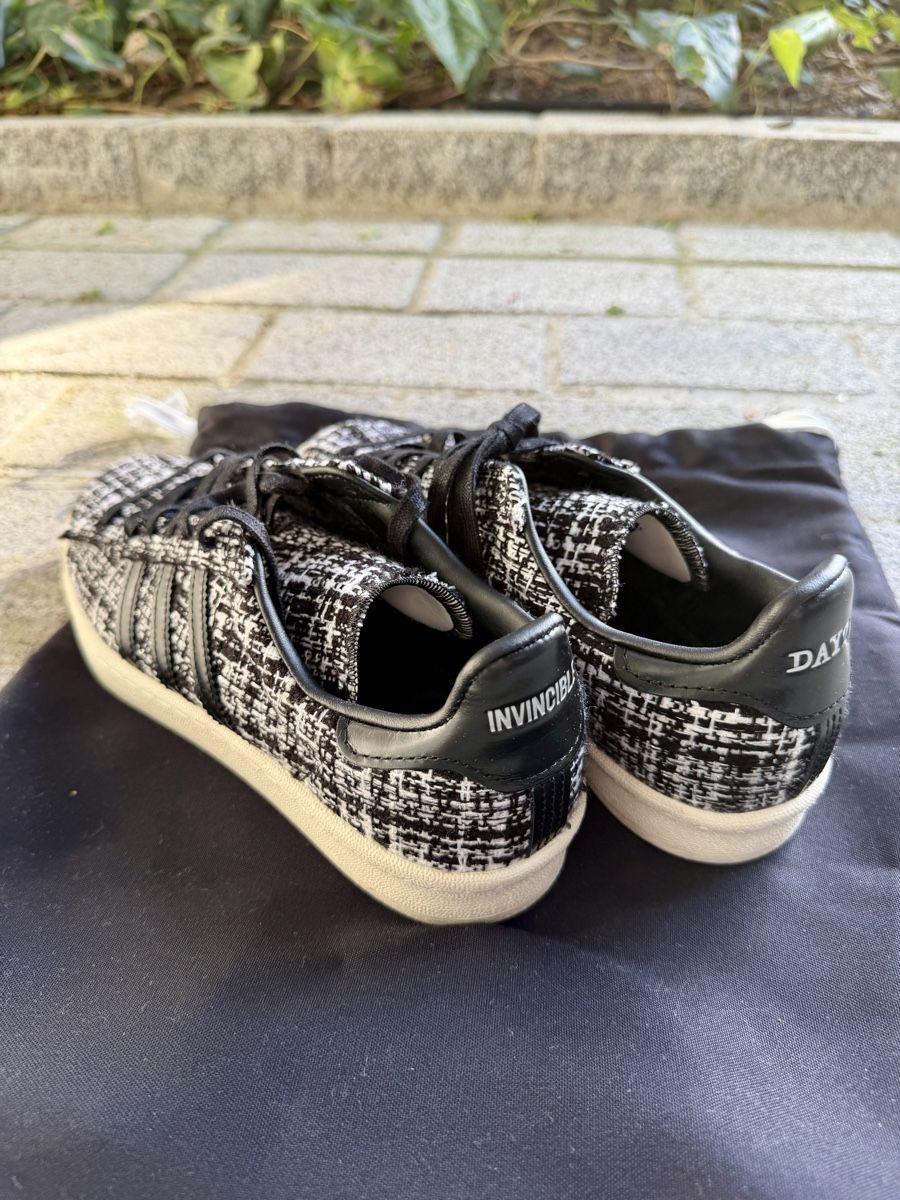Adidas Scarpe da donna: Adidas Campus 80er INVINCIBLE DAYZ, Grösse 40 – Usato da Herrliberg venduto da jan_lp69 1
