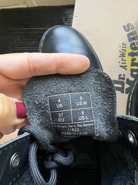 Dr. Martens Damenschuhe: Dr. Martens 1460 in Gr. 37 – Gebraucht aus Grüningen von Nickyemolient 2