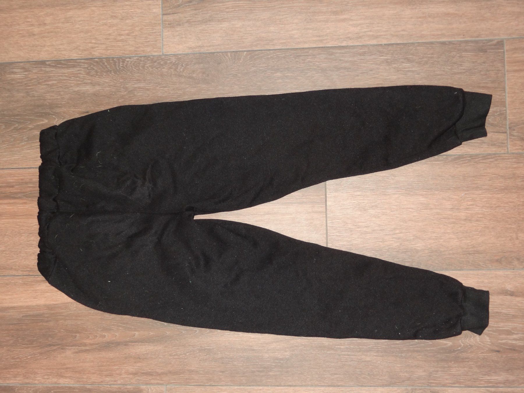 Hosen: Pantalon de jogging taille 142cm – Gebraucht aus Satigny von salvatore73 5