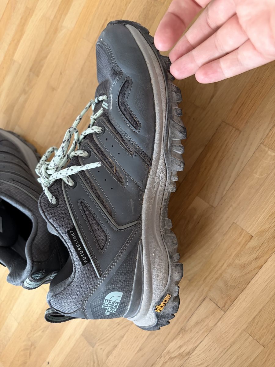 North Face Chaussures femmes: Damen- Wanderschuhe The North Face Grösse 41 – D'occasion à Busswil BE par Jara97 2