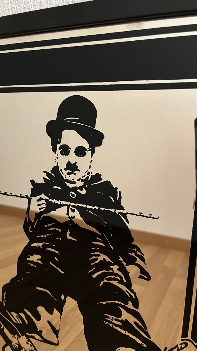 Spiegel: Specchio vintage 90s Charlie Chaplin – Gebraucht aus Winterthur von Unik_vintage_001 2