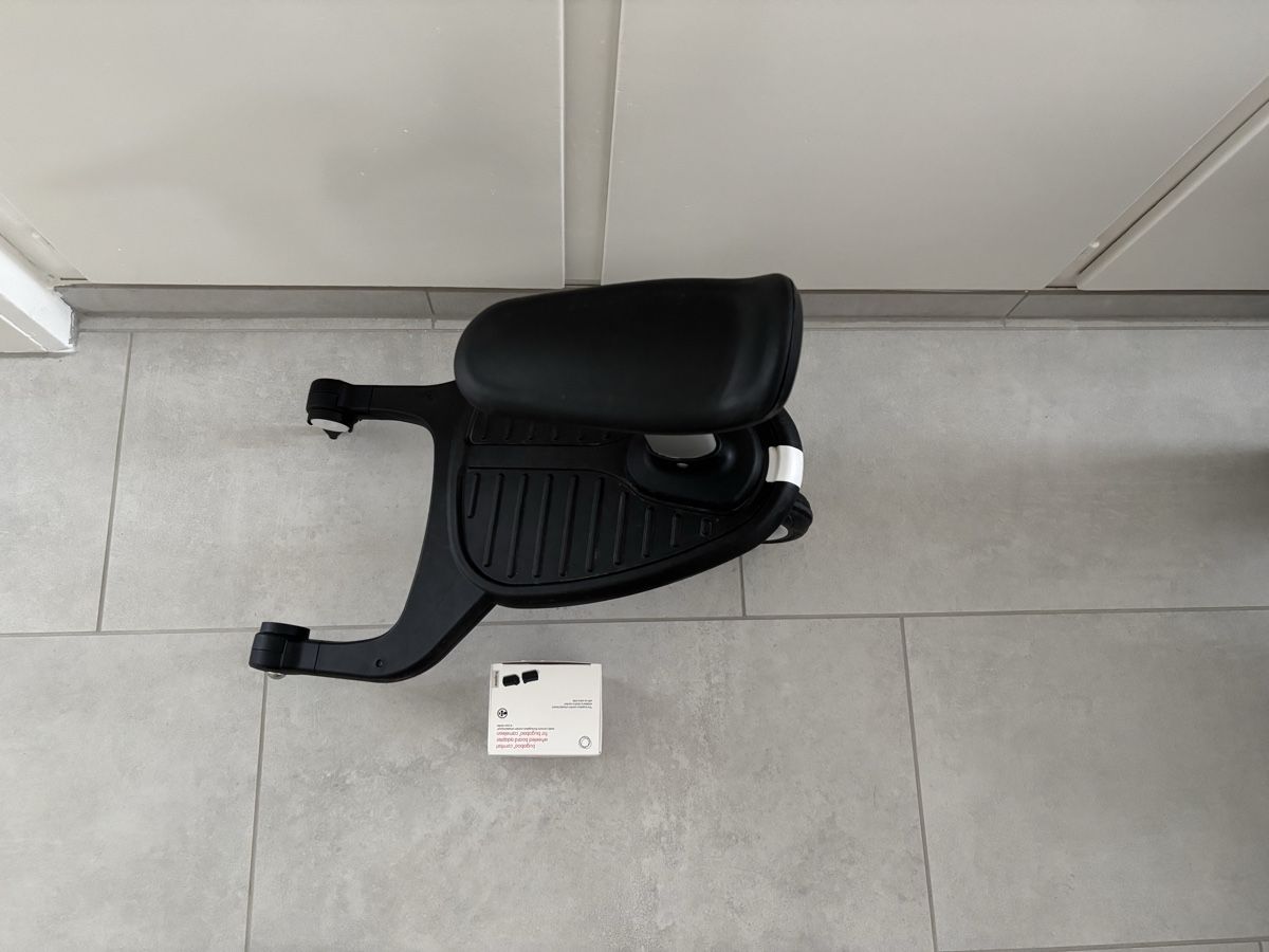 Bugaboo Accessori per carrozzine: Bugaboo Mitfahrbrett Comfort mit Sitz gebraucht – Usato da Urdorf venduto da rosenkohl01 1