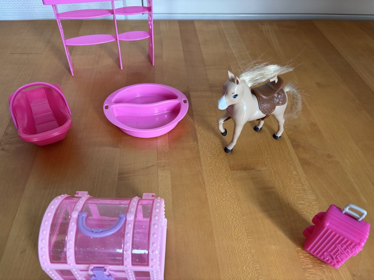 Spielzeuge: Puppenzubehör – Gebraucht aus Sonnental von sunnyside_m 2