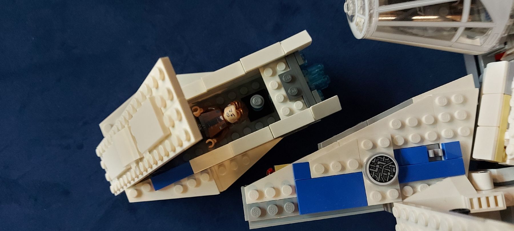 Lego Kit di costruzioni: LEGO Star Wars Faucon Millenium blanc 75212 – Usato da fully venduto da Benleouf 7