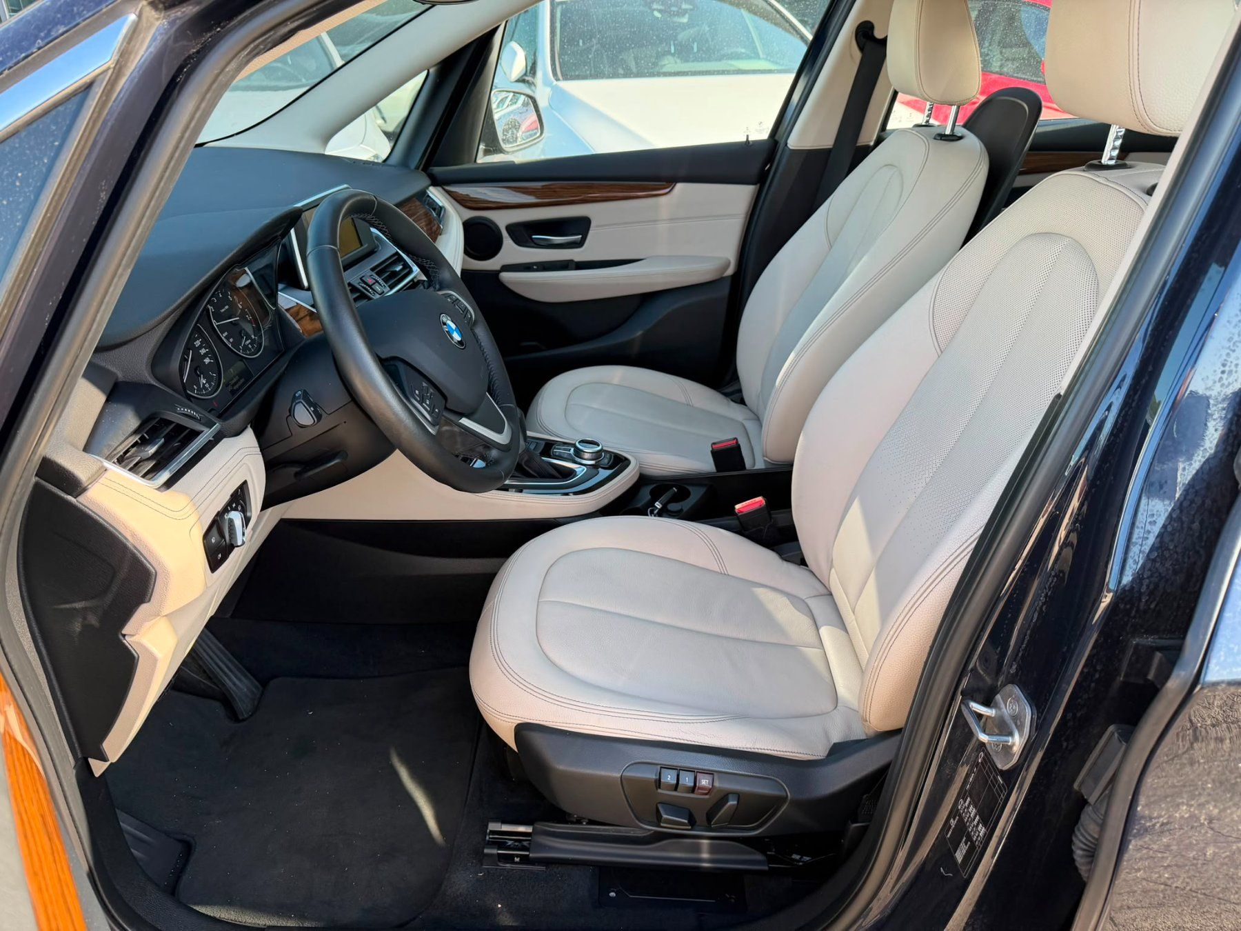 BMW Automobili: BMW 220i / 7-Plätze ! – Usato da Otelfingen venduto da hof74 4