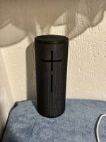 Ultimate Ears Lautsprecher schwarz