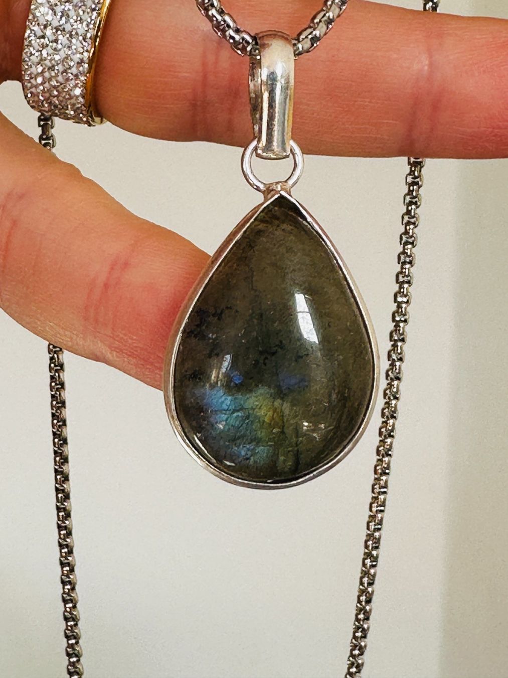 Catenine: Labradorite necklace – Nuovo e nell'imballaggio originale da Genève venduto da AGBERG 1