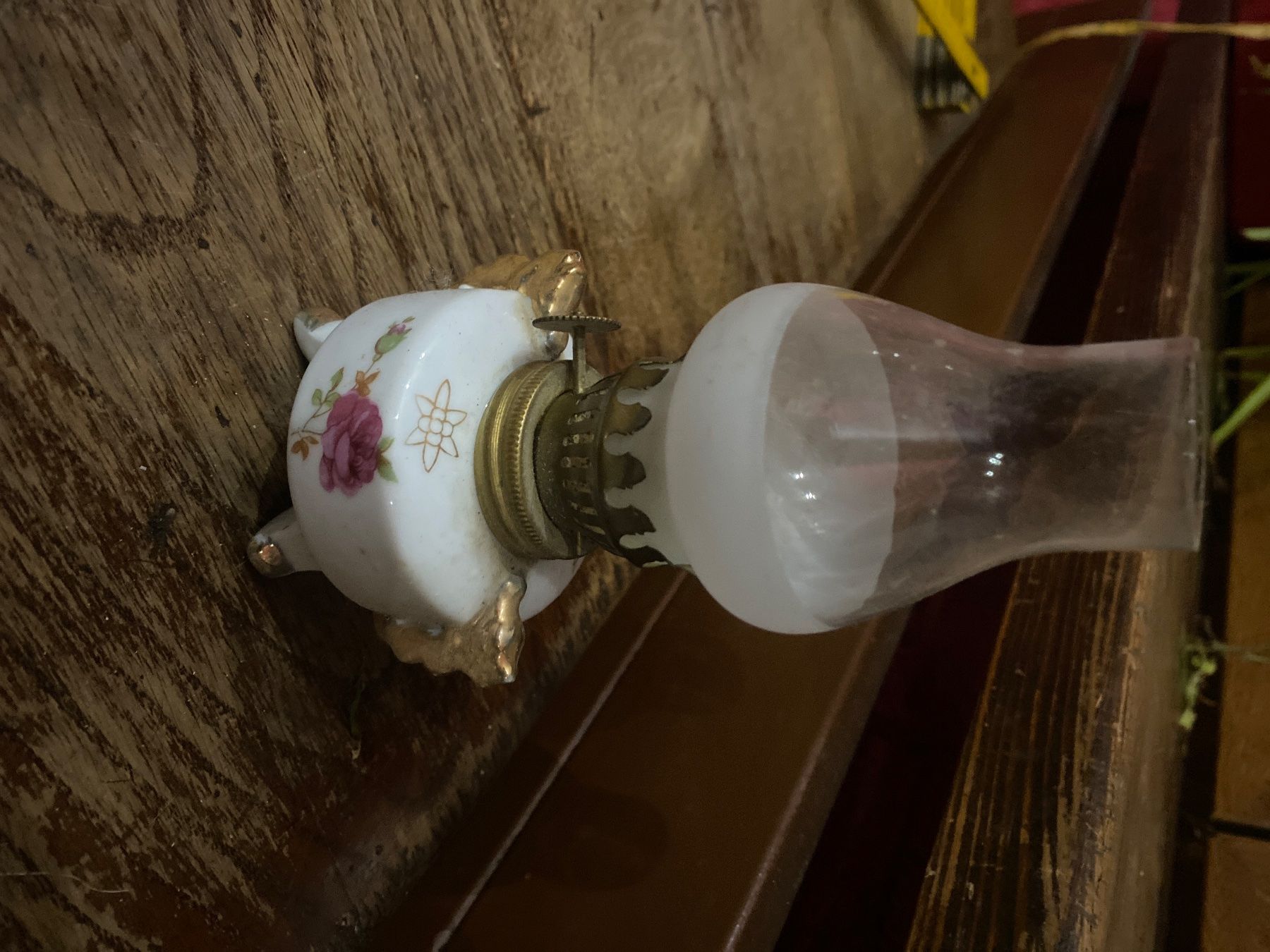 Lampade: Lampe pétrole ancienne – Usato da Lajoux JU venduto da Briard0