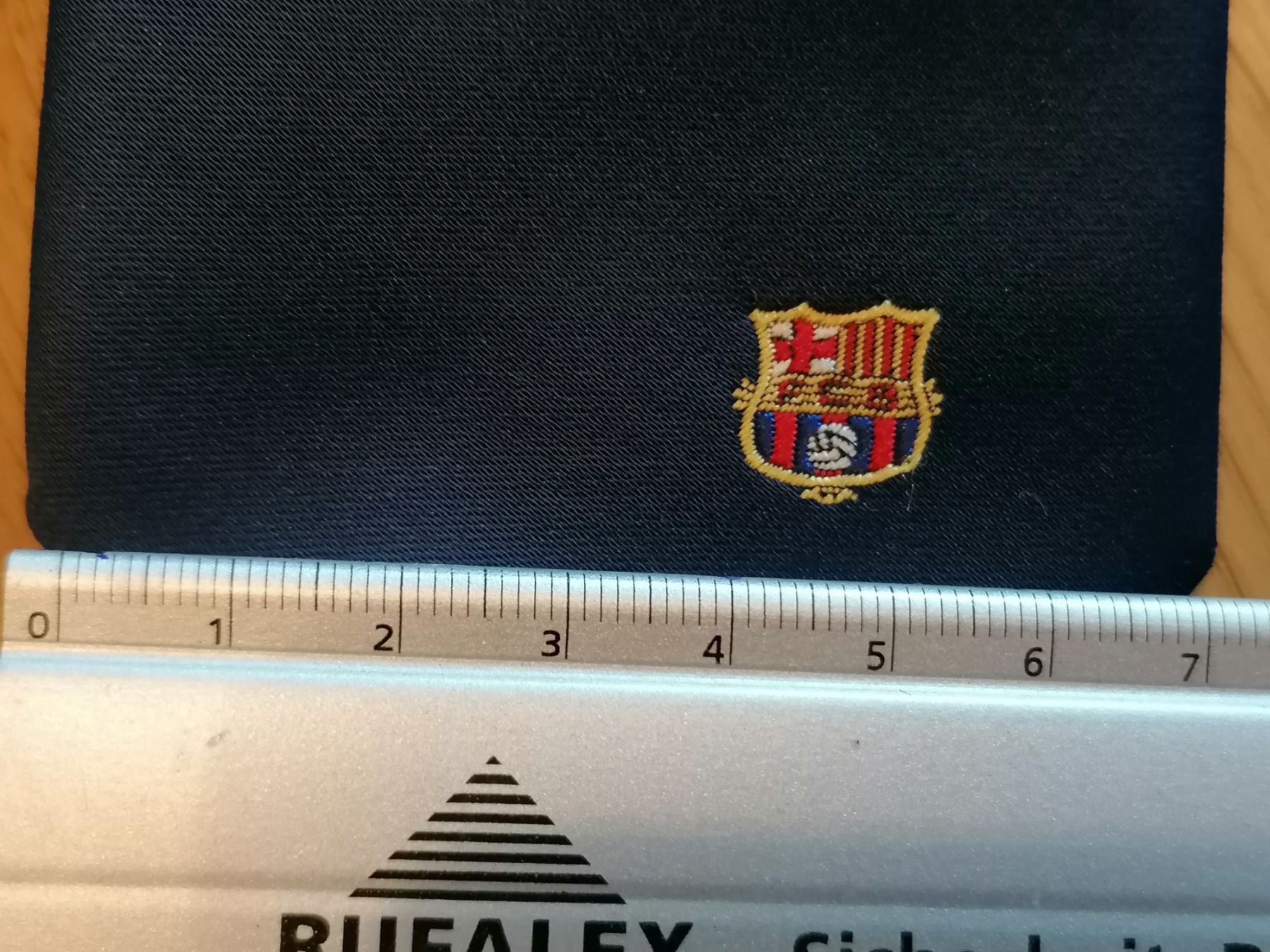 Cravatte: F.C. Barcelona Krawatte - Nr.116 – Usato da Basel venduto da vintagecollector 3