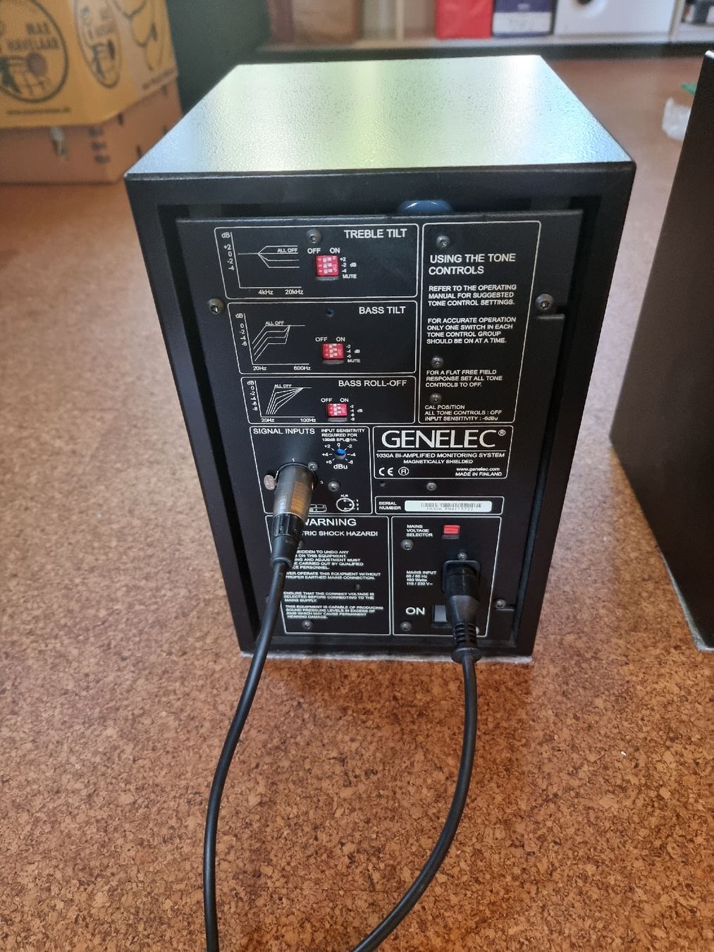 Genelec Casse acustiche: Genelec 1030A Audio Aktivmonitore Paar – Usato da Rigi-Kaltbad venduto da Marion_Fercher 2