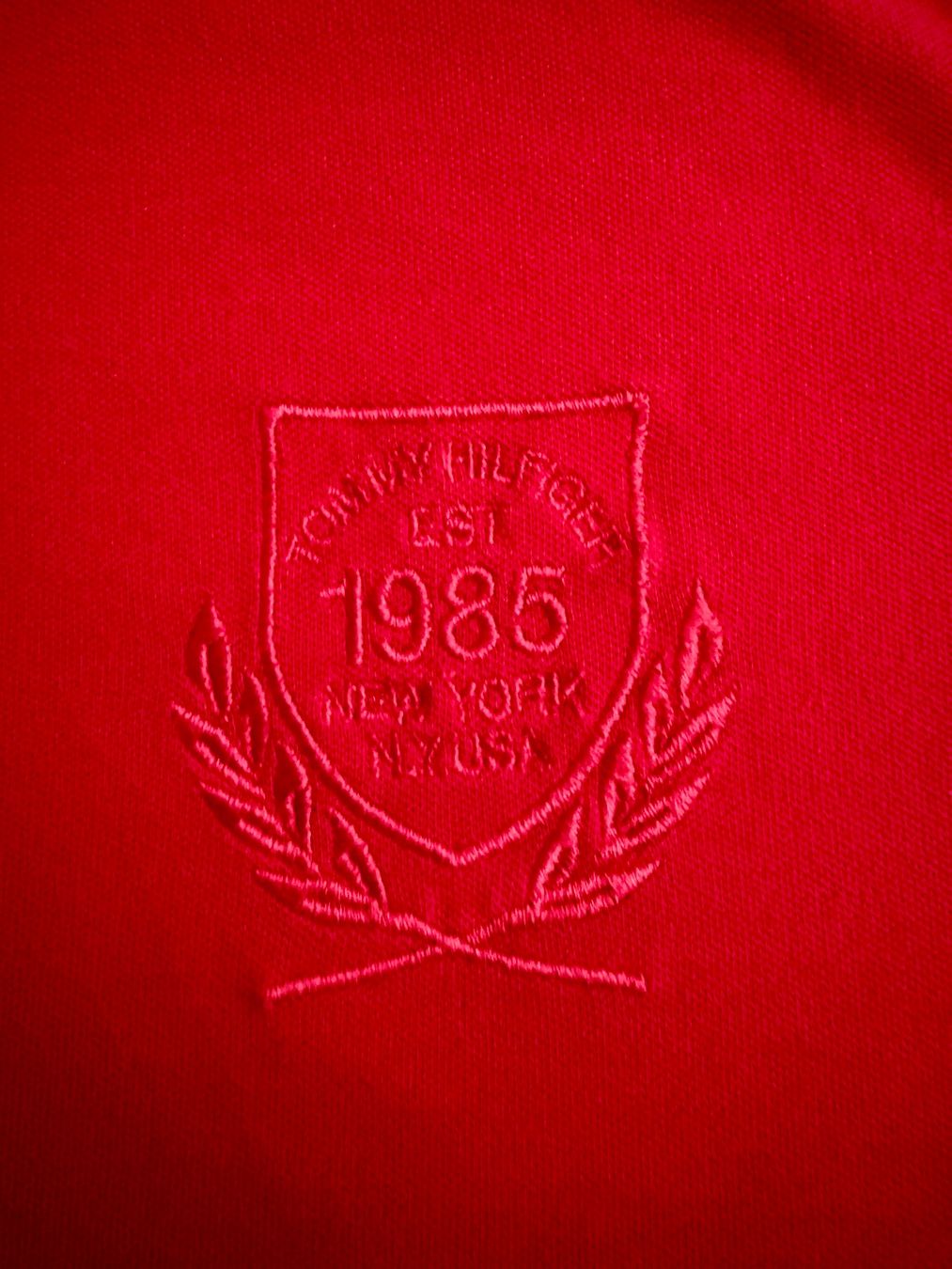 Tommy Hilfiger Magliette Polo: Polohemd Tommy Hilfiger, Gr. M – Nuovo (secondo la descrizione) da Erlinsbach SO venduto da Romstrasse 4